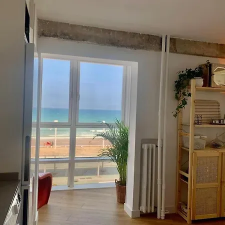 Апартаменты Beach Apartment Хихон